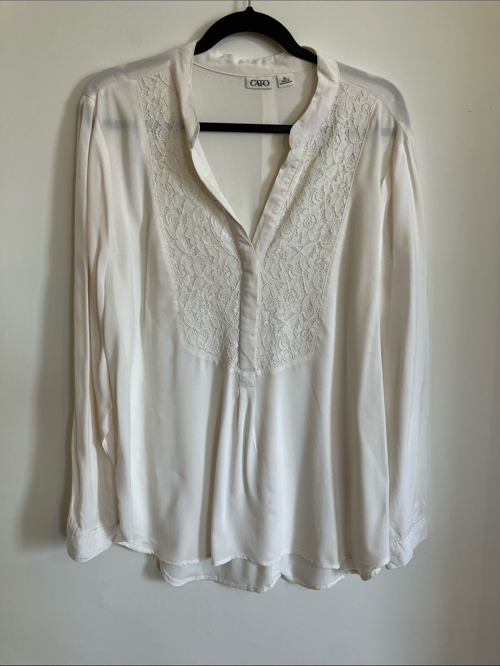 Cato Cream Lace-Trim Split V Long Sleeve Blouse